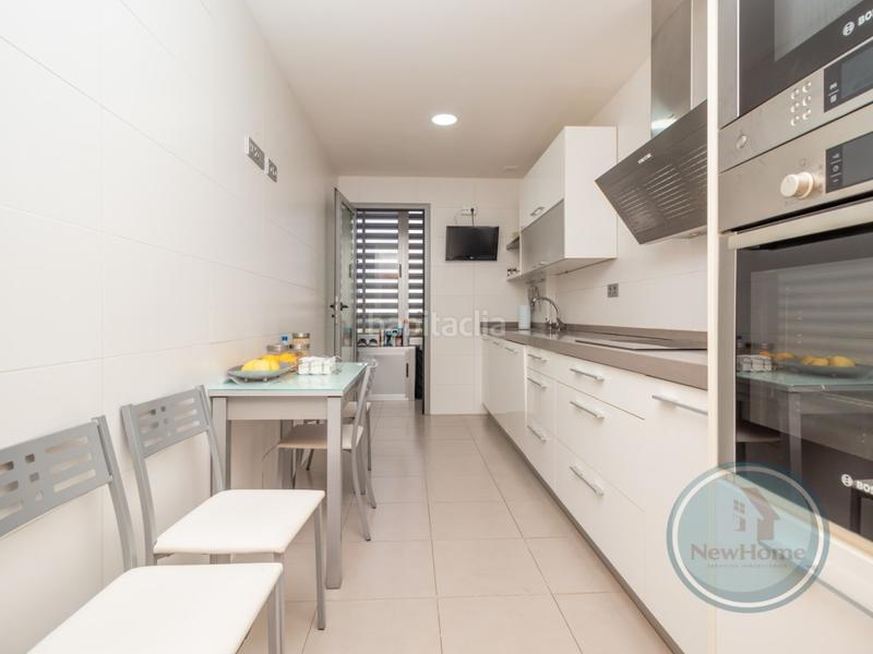 Foto 01aca000-af6b-4bcf-9943-a5dc34a80204. Appartamento con parcheggio in Sector V Elche / Elx