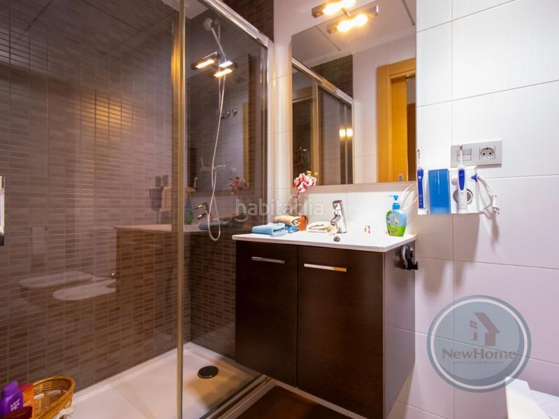 Foto c2400dc8-1857-46f4-82af-56f7b7c3d538. Appartamento con parcheggio in Sector V Elche / Elx