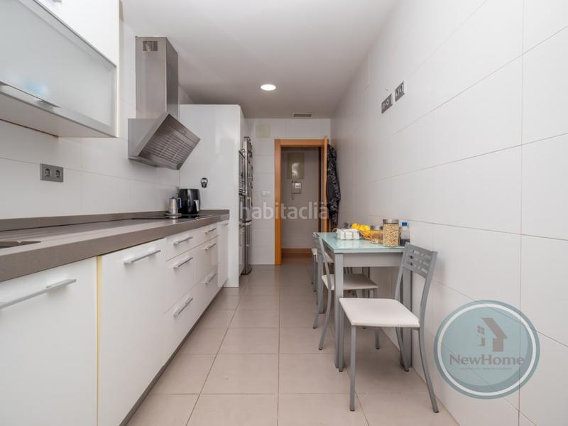 Foto c8fa5c76-aa6f-4ac4-aac1-8df078a06878. Appartamento con parcheggio in Sector V Elche / Elx