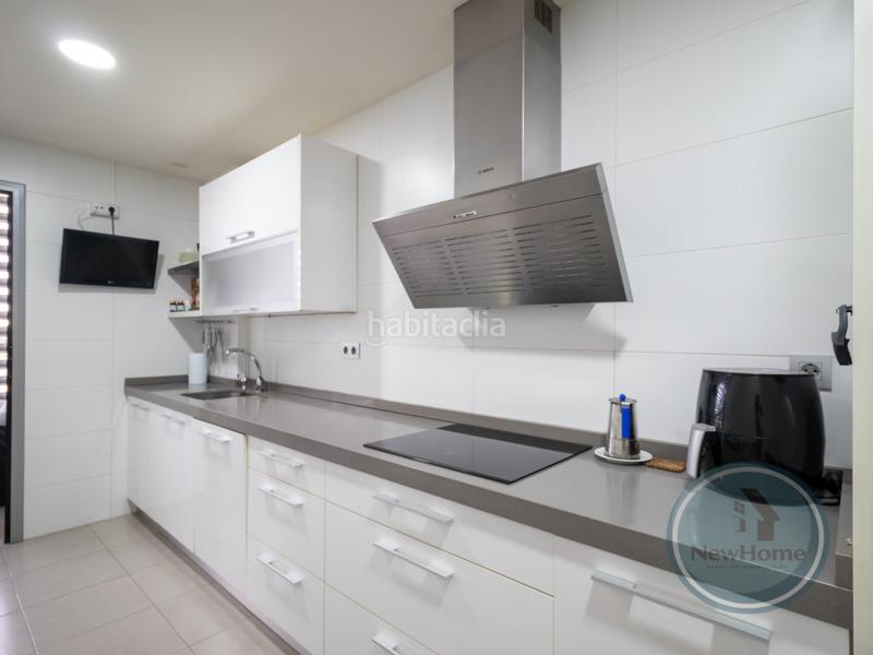 Foto e5b6a138-54bc-4a2a-a478-9a88fc804aad. Appartamento con parcheggio in Sector V Elche / Elx