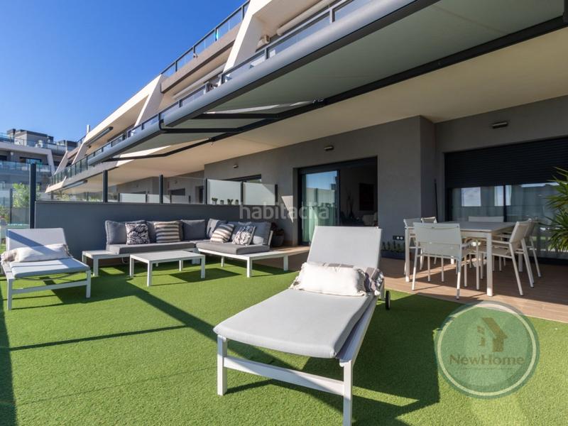 Foto 16daee43-0477-4f68-97d6-fdac11603f15. Etagenwohnung mit parking pool in Panorama-Sierramar Santa Pola