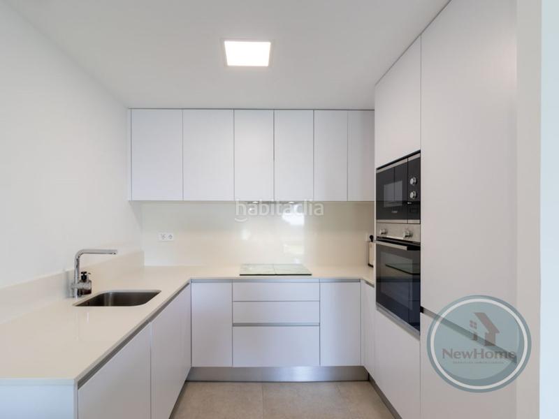 Foto 30d86bfa-d558-4470-91f2-a76e5ee1fba8. Etagenwohnung mit parking pool in Panorama-Sierramar Santa Pola