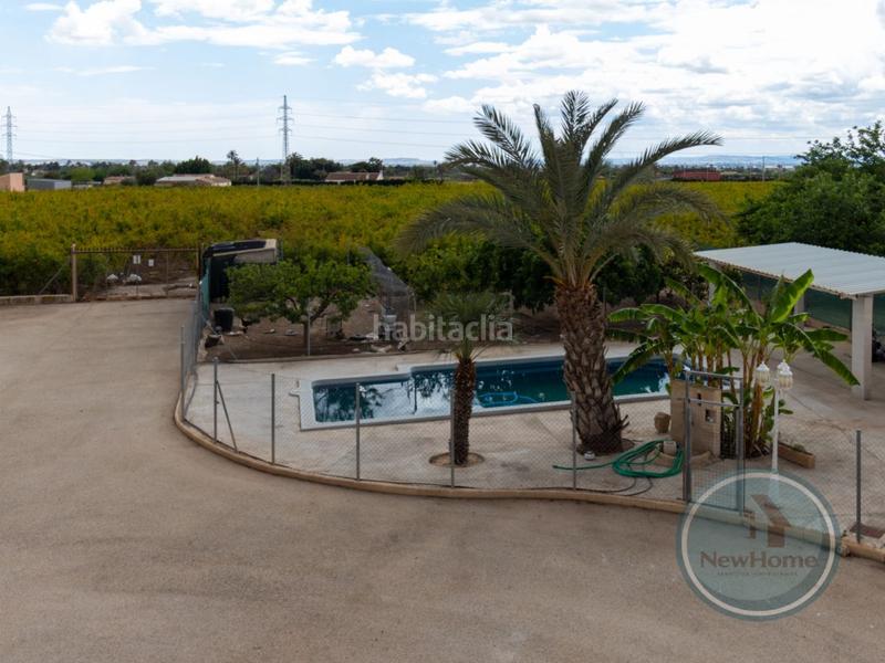 Foto 1521ef03-2a2c-45f8-9432-ef281813db68. Xalet amb aparcament piscina a La Algoda - Matola - Llano de San José Elche / Elx