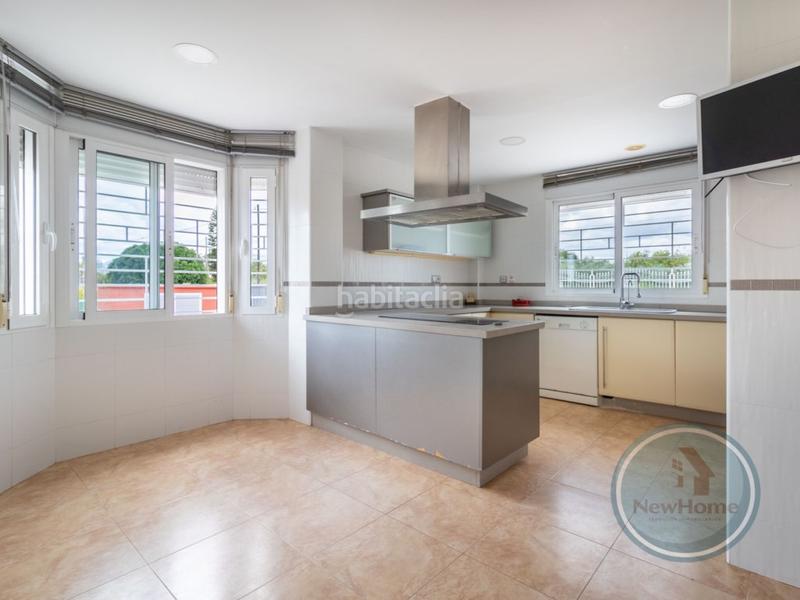 Foto 382a859f-d838-4217-b352-ae05c750d93a. Xalet amb aparcament piscina a La Algoda - Matola - Llano de San José Elche / Elx