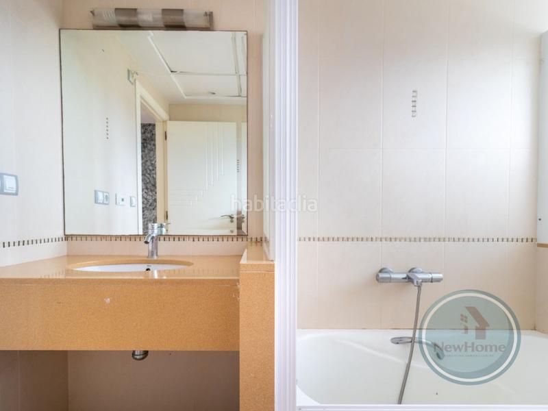 Foto 84cafe00-6af8-4a4f-b3ed-b36e09d40952. Xalet amb aparcament piscina a La Algoda - Matola - Llano de San José Elche / Elx