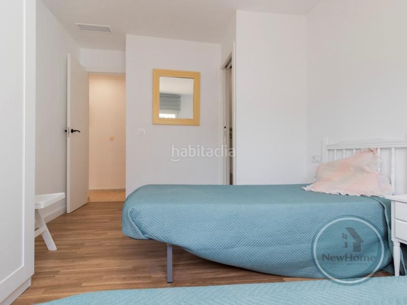 Foto 959228e4-abd8-435f-ad5c-bfada70c8735. Casa adossada a San Fulgencio