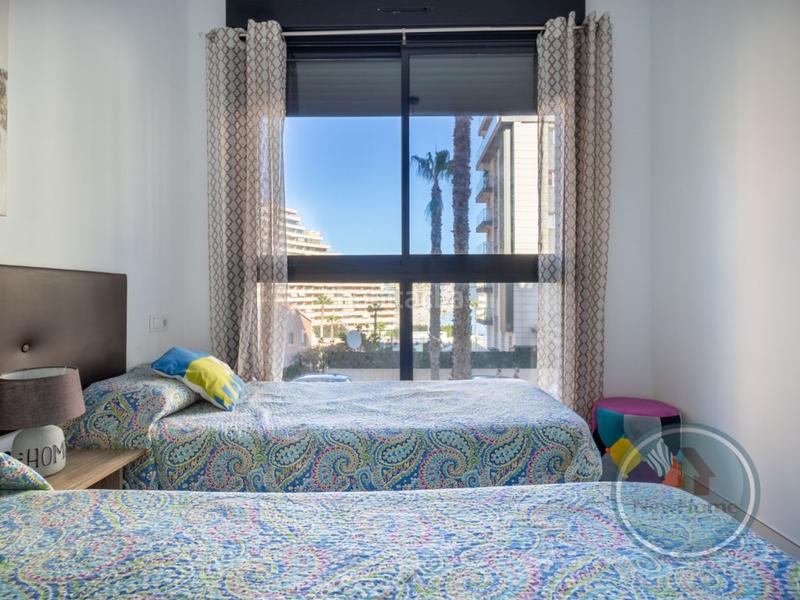 Foto b8bc4b12-0d3b-41d7-94df-6e5cb66a42ca. Pis amb aparcament piscina a Puerto Calp