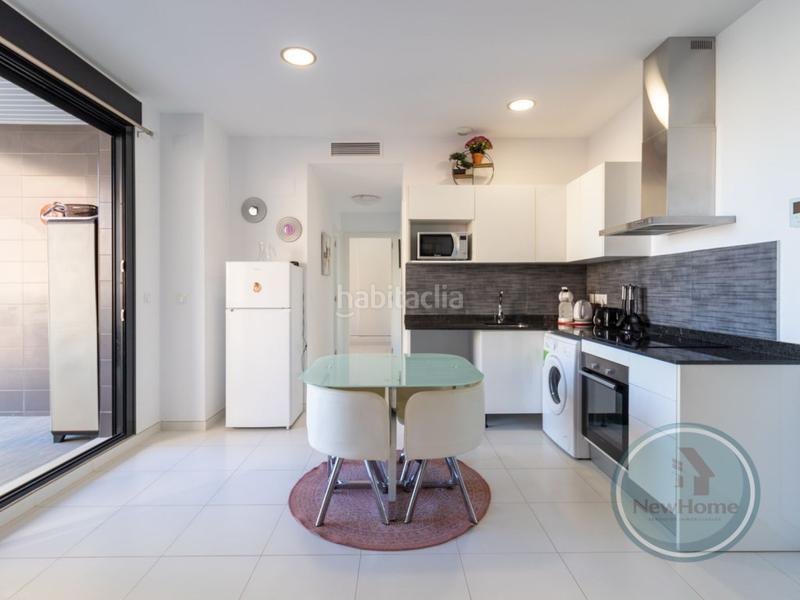 Foto bc6660d2-8435-4710-a7e5-67a245127a21. Pis amb aparcament piscina a Puerto Calp