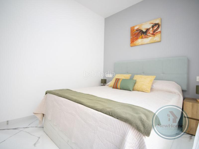 Foto 4a530a3d-b572-4a8f-8a2a-14f9d0d9879e. Flat in Zona Playa del Cura Torrevieja