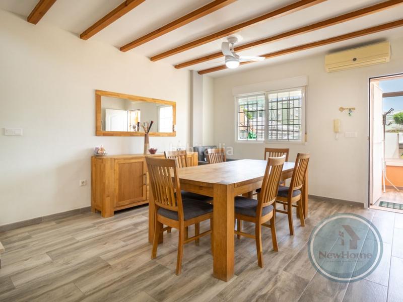 Foto 193d40f2-36e8-4a80-875e-50e184ecaa23. Casa a schiera con parcheggio piscina in Puerto Marino Santa Pola