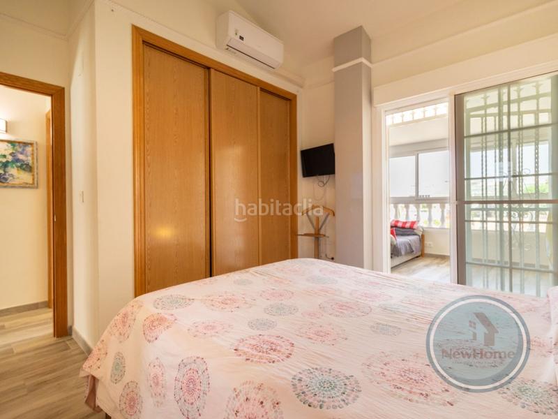 Foto 99f478ad-648b-4824-92d5-af64afce890b. Casa a schiera con parcheggio piscina in Puerto Marino Santa Pola