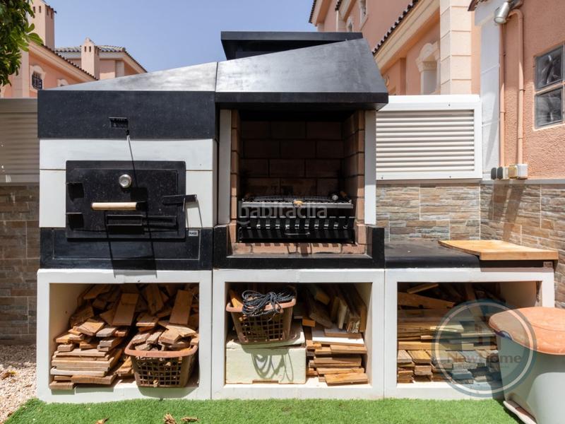 Foto db5b65a5-b462-4f2b-b26a-38727c47a720. Casa a schiera con parcheggio piscina in Puerto Marino Santa Pola