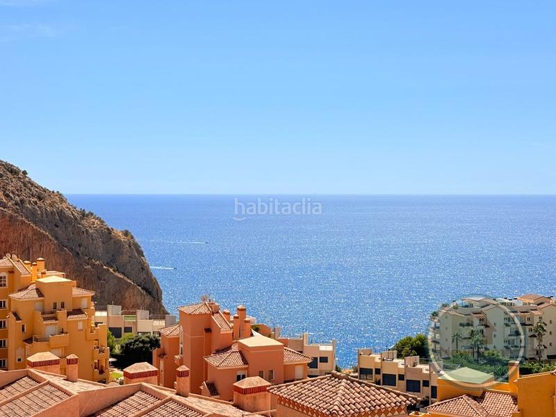 Foto cf0a1ef2-3686-4860-ad82-40bb7a85de8c. Casa adosada vistas impresionantes!! en Mascarat Altea