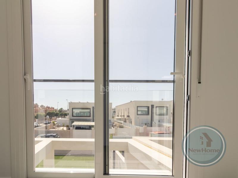 Foto 83537bbd-6bc3-425b-8863-c0ad606b2b00. Xalet amb aparcament piscina a Monte y Mar Santa Pola