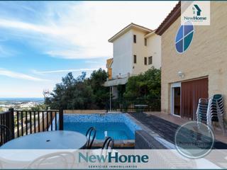 Reihenhaus en Callosa den Sarri. Fantstico chalet en zona privilegiada de callosa den sarri