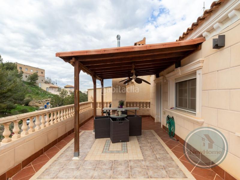 Foto 055d3014-7492-41fc-beef-f8766b2dd2d1. Maison jumelée avec parking dans Rojales