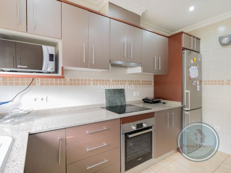 Foto 50488a6b-57c8-4a28-9b7a-f9ec9db21fdc. Maison jumelée avec parking dans Rojales