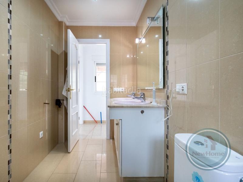 Foto 94d8da9b-d2a6-4d4e-820c-4b105145b65d. Maison jumelée avec parking dans Rojales