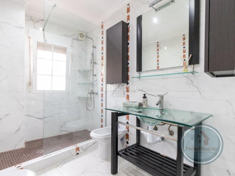 Foto e37345bb-37fd-4877-99de-ad111b119c7b. Maison jumelée avec parking dans Rojales