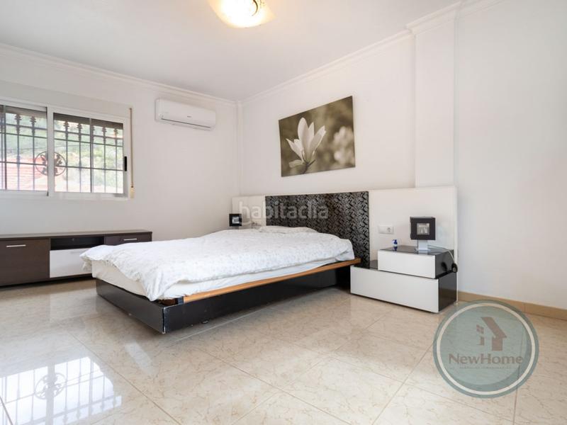 Foto f8014bd9-0167-4710-a67e-3048adccb627. Maison jumelée avec parking dans Rojales