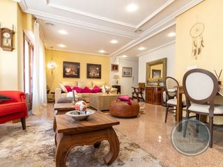 Piso  Calle mariano luiña. Amplio piso céntrico en zona corazón de jesús  listo para entrar