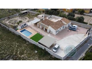 Xalet a El Secanet-Hacienda del Sol. Tu chalet con piscina