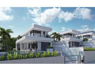 Chalet  Carrer praga. Tu villa en el corazón de finestrat