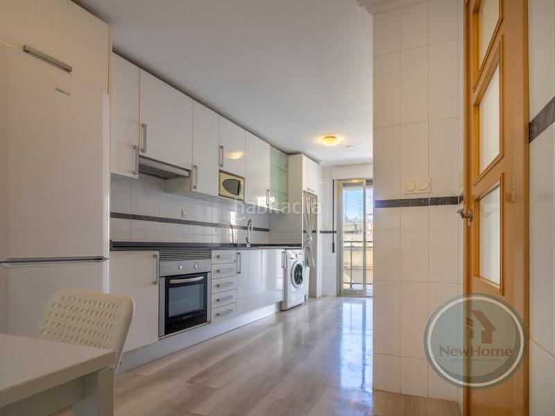 Foto 49296e2d-86fe-4bc1-95d1-21905fd446e2. Flat in Playa Levante Santa Pola