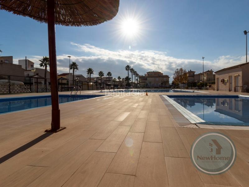 Foto 9844475b-1302-4a12-86fd-933daa365e39. Casa adosada ideal para vivir en la playa! en Monte Faro-Altomar II Santa Pola