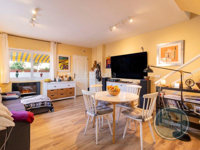 Foto d7dfe48a-d322-44fa-9084-3ece4f40aa26. Casa adosada ideal para vivir en la playa! en Monte Faro-Altomar II Santa Pola