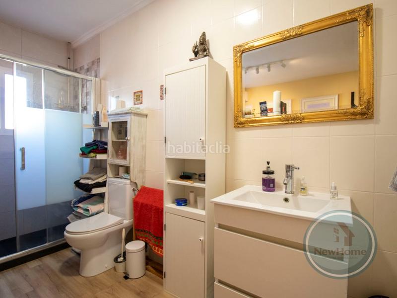 Foto f3431baa-9b78-4a42-a0c6-b9a89afc9f82. Casa adosada ideal para vivir en la playa! en Monte Faro-Altomar II Santa Pola