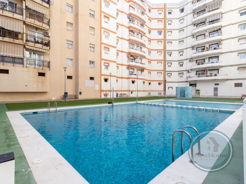 Foto b5b43a66-1259-4129-88fa-3c1327cd58f4. Pis amb piscina a Haygon-Universidad Sant Vicent del Raspeig