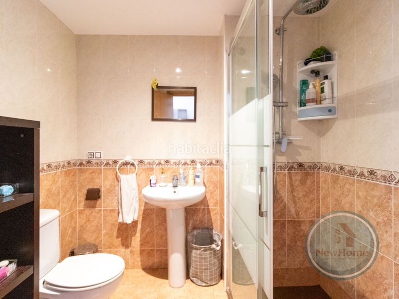 Foto e1ef3982-aa20-4e37-9a90-dbfe670db457. Pis amb piscina a Haygon-Universidad Sant Vicent del Raspeig