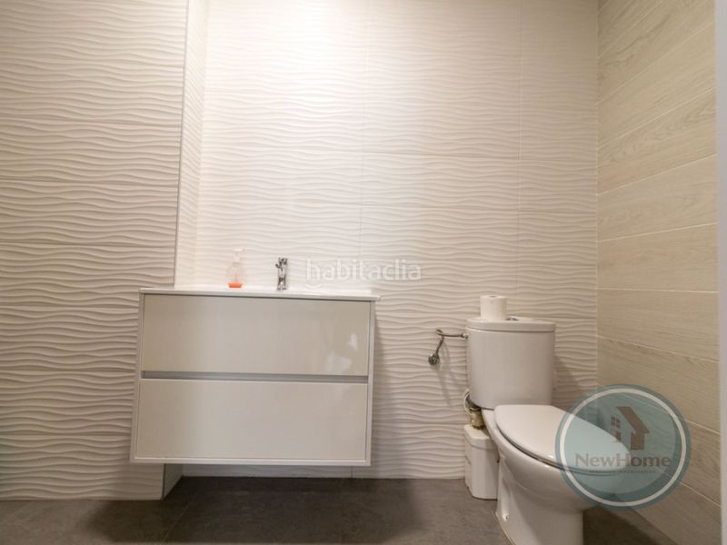 Foto 540cc461-c4d1-4d7e-a400-0430ea7a3727. Pis amb calefacció aparcament piscina a El Travaló - Martínez Valero Elche / Elx