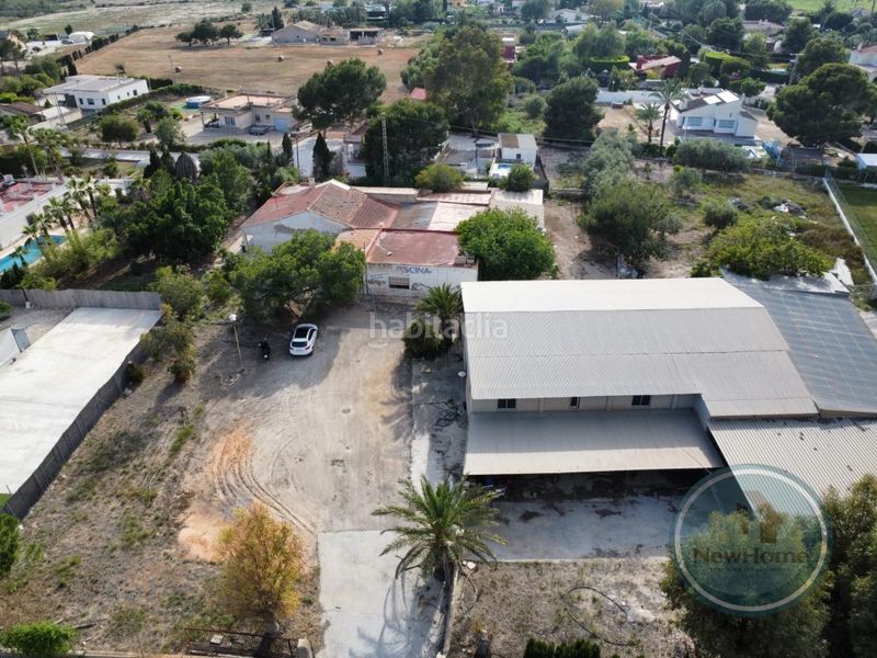 Foto 18524b3e-1e56-4c5c-b3f9-fb3b876eda2f. Xalet amb aparcament piscina a Valverde Elche / Elx
