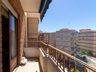 Etagenwohnung  Calle castaños. Ubicación única!!