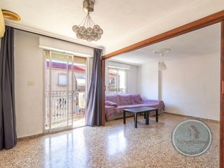 Flat  Calle esperidion porta requesen. En tu barrio de siempre