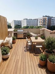 Àtic  Carrer de laureà miró 64. Atico de 3 habitaciones y dos baños, con magnifica terraza de 22