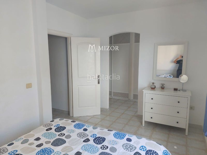 Foto 557270f1-35d9-4c40-84ec-b64950459ead. Casa adossada amb aparcament piscina a Chayofa Arona