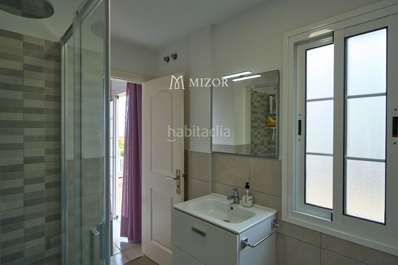 Foto 722243a7-0790-4aef-8ce5-363a0c6f4eaf. Casa adossada amb aparcament piscina a Chayofa Arona