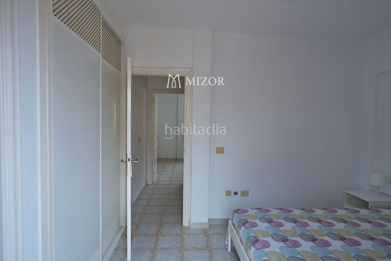 Foto 8914c497-baef-4a8a-b20e-f8ae2c272de3. Casa adossada amb aparcament piscina a Chayofa Arona