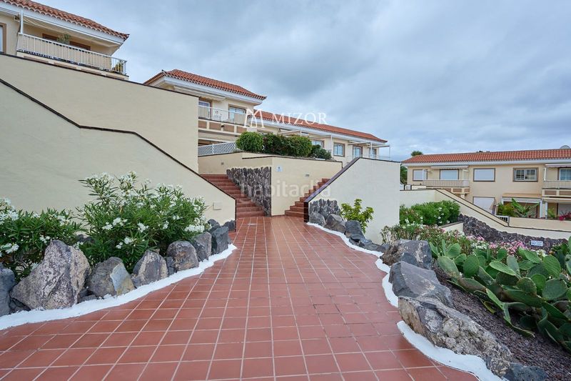 Foto c1386482-9321-4503-bff0-9f6296454765. Casa adossada amb aparcament piscina a Chayofa Arona