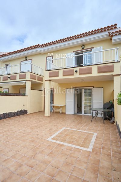 Foto ddcd24f0-62b8-4426-943c-f2148e3962cc. Casa adossada amb aparcament piscina a Chayofa Arona