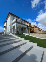Chalet  Kurt konrad. Casa en venta en el madroñal