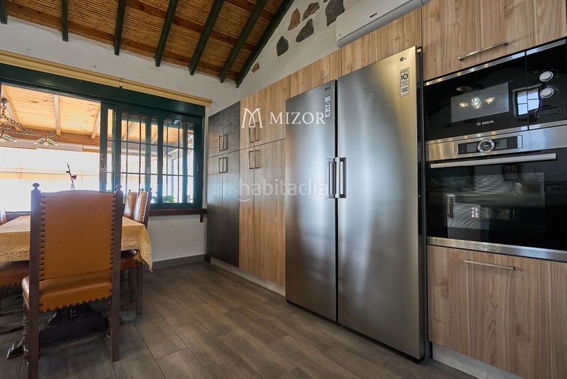 Foto 06920d16-480c-4856-8edc-b19fa516f63a. Casa amb aparcament a Guía de Isora interior Guía de Isora