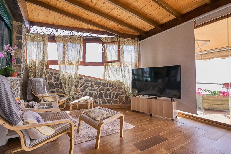 Foto 43efa4b1-563c-4af1-b062-e71a360b7dd1. Casa amb aparcament a Guía de Isora interior Guía de Isora