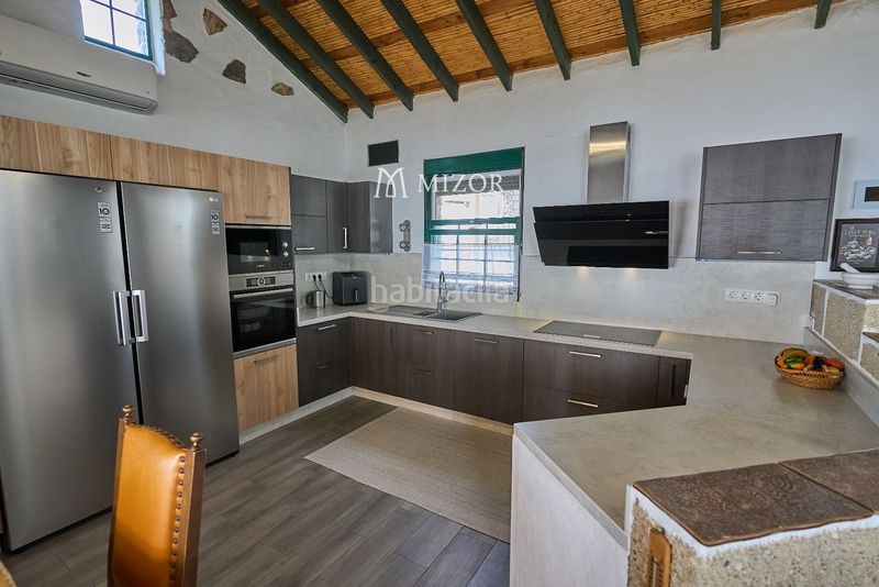 Foto 996b2a69-5063-48da-a94b-740e9eb1fd46. Casa amb aparcament a Guía de Isora interior Guía de Isora
