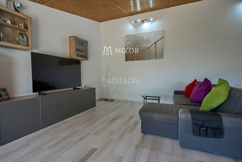 Foto d7f7c251-b276-4b67-bd27-cfb664f6e1a3. Casa amb aparcament a Guía de Isora interior Guía de Isora