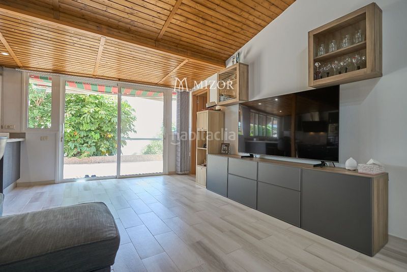 Foto da20f723-9c30-456b-b3ed-4c64a9cc88fa. Casa amb aparcament a Guía de Isora interior Guía de Isora
