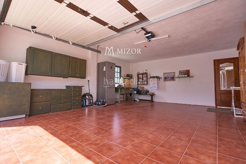 Foto e1f7a1f8-5bcd-48c3-b8c2-f89730ea9313. Casa amb aparcament a Guía de Isora interior Guía de Isora